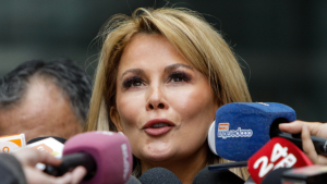 Etapa clave se posterga por seis meses: Tribunal acoge solicitud de defensa de Cathy Barriga y preparación de juicio oral será en agosto