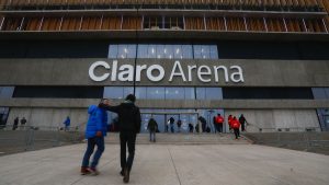 El Claro Arena de Universidad Católica gana premio al Edificio del Año 2026