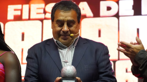 Dino Gordillo bajo la lupa: evalúan denuncia por beso en la boca a menor de edad en festival de Villa Alegre