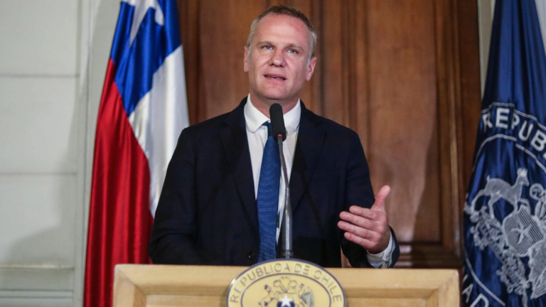 Felipe Kast destaca a Bachelet y llama a apoyar su candidatura a la ONU: 
