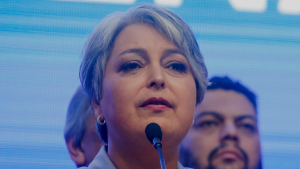 PC le pone límites a la militancia de Jeannette Jara: 