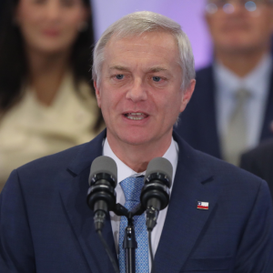 Kast y polémica por dichos de Gajardo sobre Gendarmería: 