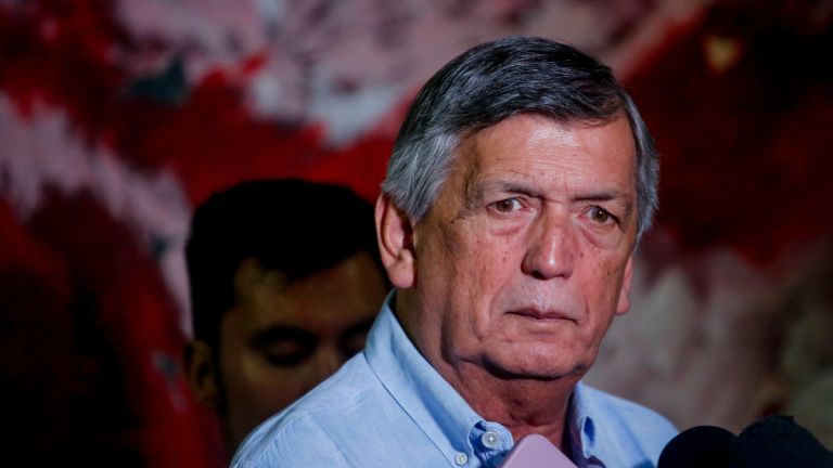 Arremetida de comunistas contra Jara y Boric abre nueva grieta en la coalición y amenaza con marginar al PC de la futura oposición