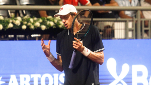Tras su décima derrota seguida, Nicolás Jarry descarga su frustración contra la ATP