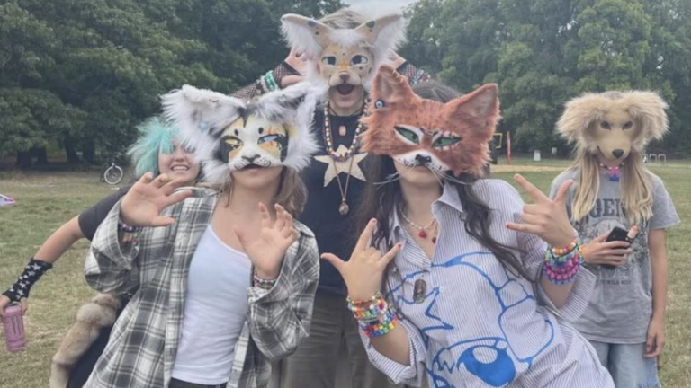 Cardenal Chomali analiza el fenómeno de los therians: 