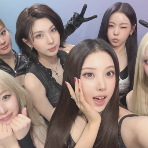 Show con un artista chileno y traducción simultánea: así será el estreno de NMIXX y el K-pop en el Festival