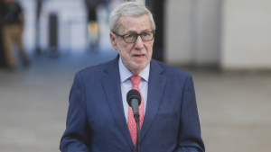 Cancillería entrega nota de protesta a embajador de EEUU por sanciones a ministro Muñoz y otros funcionarios