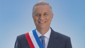 FOTO+VIDEO | Así fue el detrás de cámara de la fotografía oficial de Kast como presidente