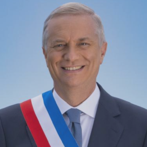 FOTO y VIDEO - Así fue el detrás de cámara de la fotografía oficial de Kast como presidente