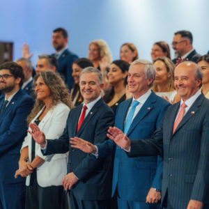 Zoom a los subsecretarios de Kast: mayor presencia de Chile Vamos, independientes liderando y el regreso de los equipos de Piñera