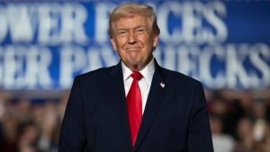 Qué hizo Trump hoy: amenazó demandar a presentador de los Grammys