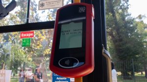 Nueva alza del pasaje en transporte público: aumentará $25 y llegará a los $895 en hora punta