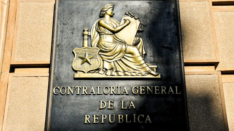 Ministerio de Medio Ambiente reingresa a Contraloría decreto que establecía un plan para descontaminar el Lago Villarrica