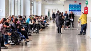 Listas de espera: Gobierno no logró cumplir la meta de reducir tiempos a menos de 200 días