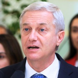 En medio de polémica por cable submarino y déficit fiscal: los temas que Kast buscaría aclarar en nueva reunión con Boric