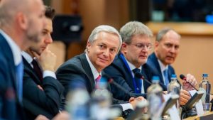 Kast critica el feminismo, animalismo, ambientalismo e indigenismo: 