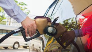 Ahorra hasta $300 por litro: conoce todos los descuentos en bencina vigentes en febrero