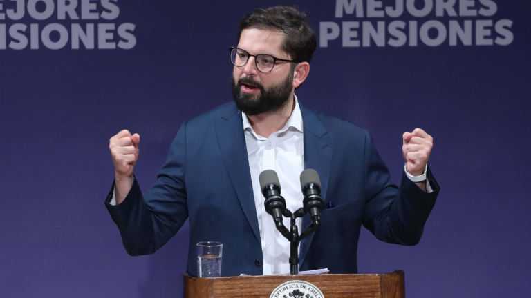 El bono por cumplimiento de metas que recibió el presidente Boric: aumentó su sueldo a $10 millones