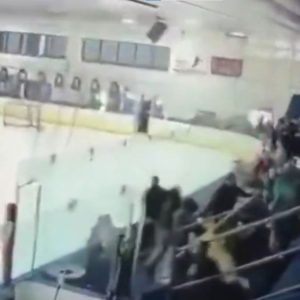 VIDEO - Tiroteo en medio de partido de hockey escolar en Estados Unidos: dos muertos y tres heridos