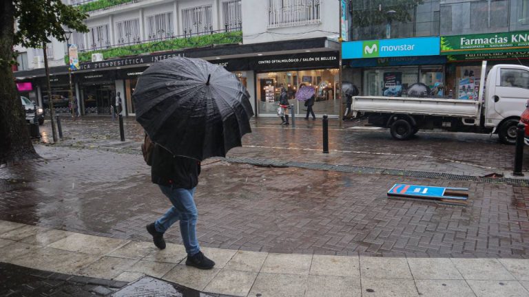 RM en alerta por intensos vientos que se extenderán por cuatro días: estas son las ocho regiones afectadas