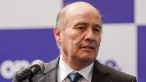 Ajuste fiscal en marcha: ministro de Hacienda anuncia recorte de US$4.000 millones