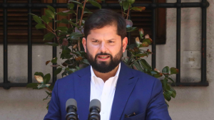 Boric abordó con Kast conflicto por cable submarino en reciente reunión: 