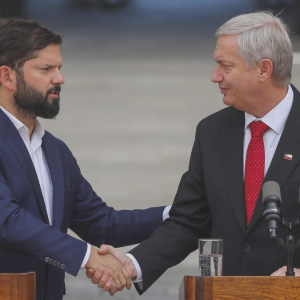 Presidente Boric asegura que informó a Kast sobre cable submarino antes de sanción de EEUU: 