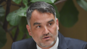 Senador Macaya responde a acusaciones de Núñez (PC): 