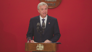 Kast busca dejar atrás polémica por 