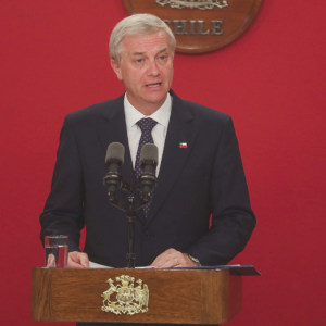 Ex presidente de BancoEstado contra relato de Gobierno para defender medidas fiscales: 