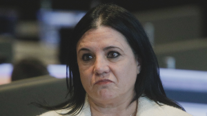 Salida de Peña sigue penando a Steinert: Contraloría verá legalidad de oficio a PDI