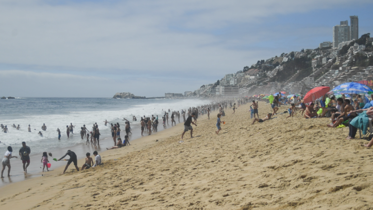 Supera el 80% en regiones: Chile enfrenta uno de los mayores déficits mundiales de vitamina D