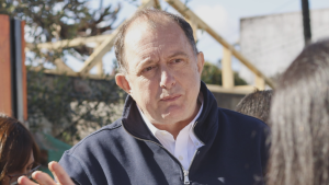 Iván Poduje extiende disputa con Orrego por ciclovía: 