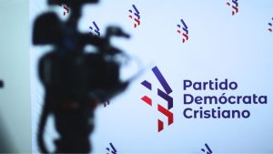 Timonel (s) DC aborda deudas del partido y llama a listas internas a 