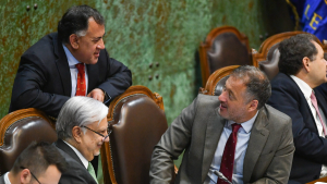 PDG arriesga ser marginado: derecha ofrece pacto administrativo al Socialismo Democrático 