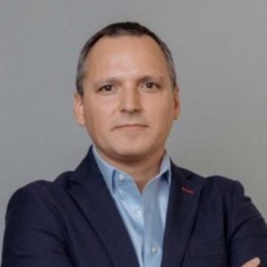 Foto del Columnista Arturo Herrera