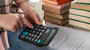 Cómo el Estado puede exigir el cobro del CAE: las herramientas legales para perseguir a morosos