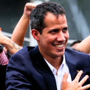 Juan Guaidó usa a Chile como ejemplo y espera que en Venezuela 