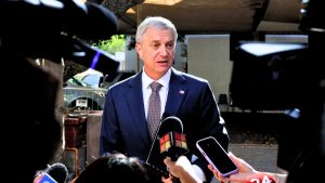 Kast se suma al debate por proyecto de conmutación de penas: 