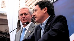 La Moneda y Republicanos buscan absorber el impacto del “fuego amigo” que llega desde RN