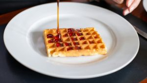 Día Mundial del Waffle: cómo un postre europeo se abrió paso en Chile y ya mueve miles de unidades al año