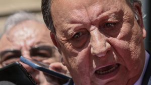 “No podemos seguir así”: camioneros amenazan con paralizar el país ante nueva alza de combustibles