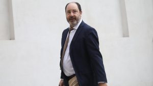 Ministro del Trabajo: “Un aumento del sueldo mínimo puede afectar el empleo formal”