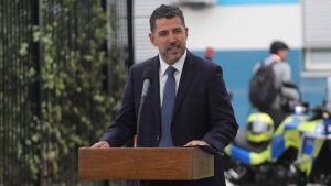 Destituyen a 30 funcionarios en La Florida por viajar al extranjero con licencias médicas