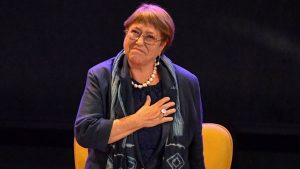 Cadem: 50% respalda candidatura de Bachelet a la ONU y 52% cree que puede ganar