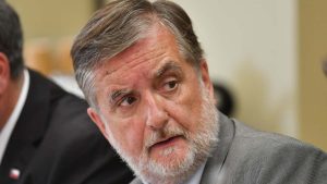 Ministro Undurraga niega vínculo entre críticas a Kast y salida de Renato Münster