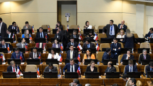 Republicanos oficia a los 345 municipios del país por fraude de licencias médicas: exigen saber cuántos casos hay y cuánto dinero está involucrado