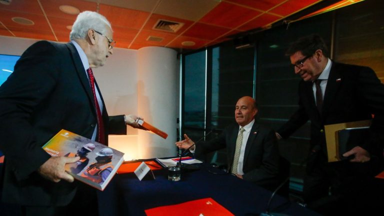Quiroz emplaza a Máximo Pacheco en su última junta en Codelco: “¿Hay alguna autocrítica?”
