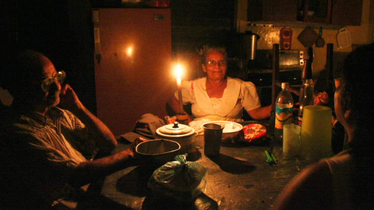 Alivio por solo 15 días: crisis energética de Cuba tendrá breve pausa tras llegada del buque ruso con petróleo