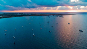 Caiozzama y Víctor Chanfreau entre ellos: los ocho chilenos a bordo de la flotilla humanitaria que zarpó rumbo a Gaza